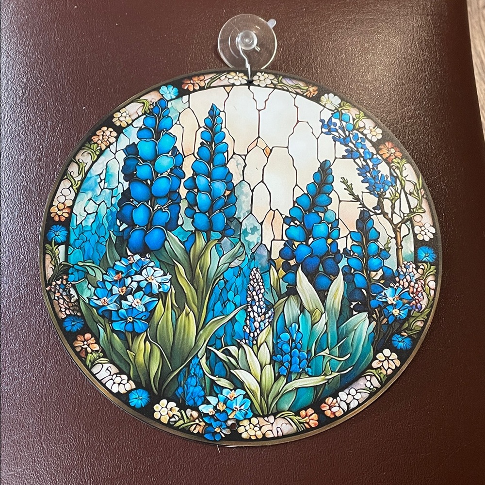 Round Stained Glass Effect Suncatcher with Blue Bonnet Design 2D Flat